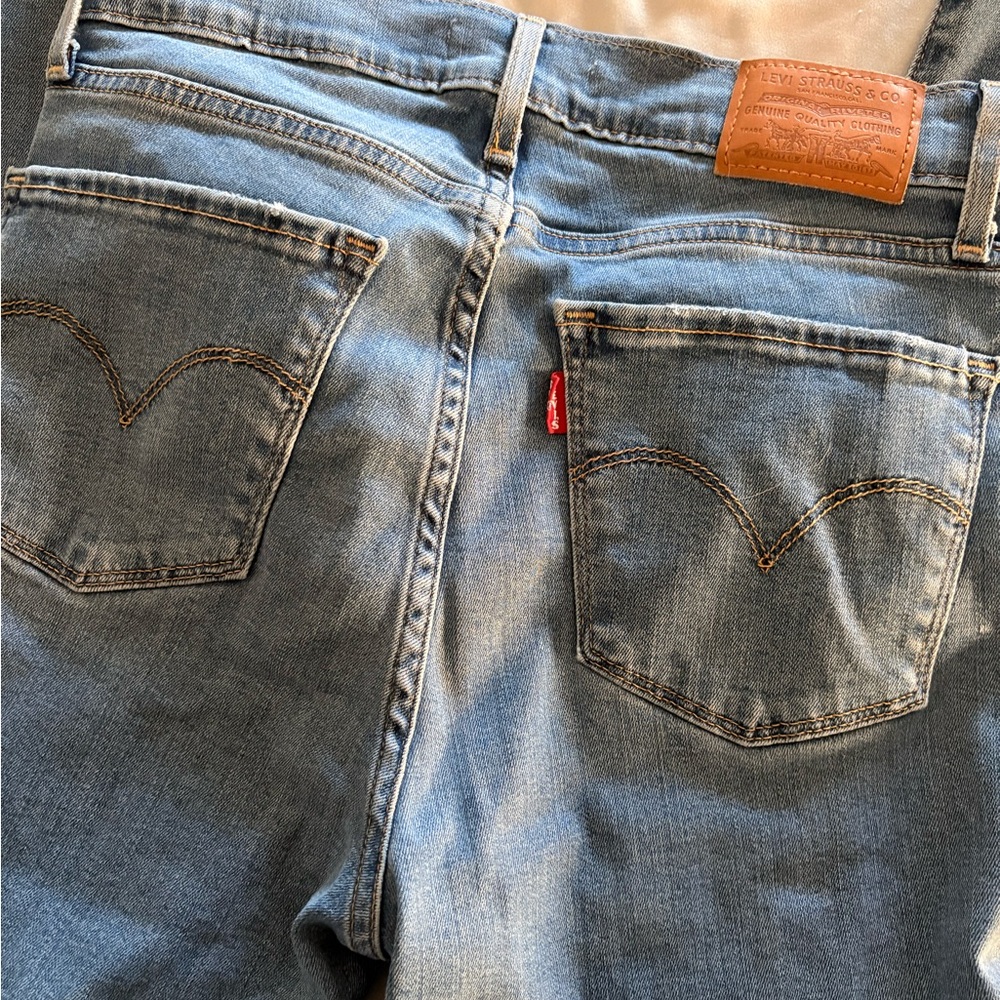 724 High Rise Straight Crop Size 27